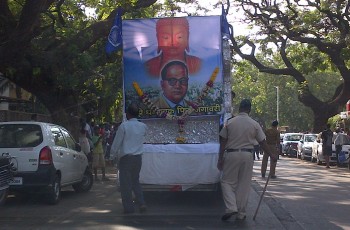 Ambedkar convoi.jpg