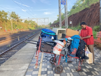 Inde,déménagement,déménager,goa,école,train,avion