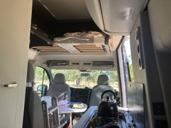 campervan,van,camping-car,carvaning,vanlife,vanlifediaries,portugal,roadtrip,roadtripportugal,grandcalifornia,toilettes,douches,eaux grises,eaux noires,hygiène