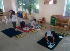inde,école,crèche,éducation,pression,montessori